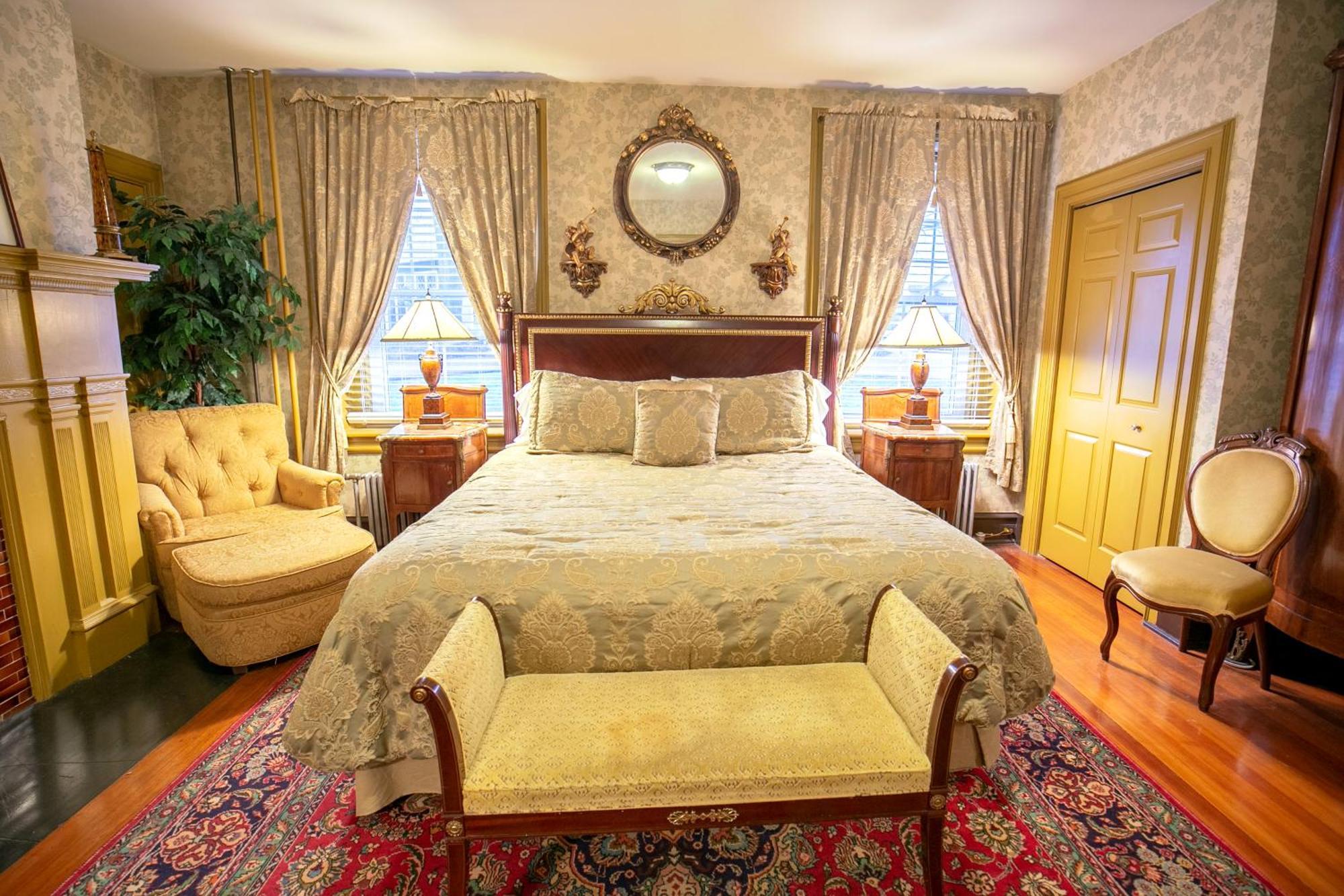 Cameron Estate Inn Mount Joy Bagian luar foto