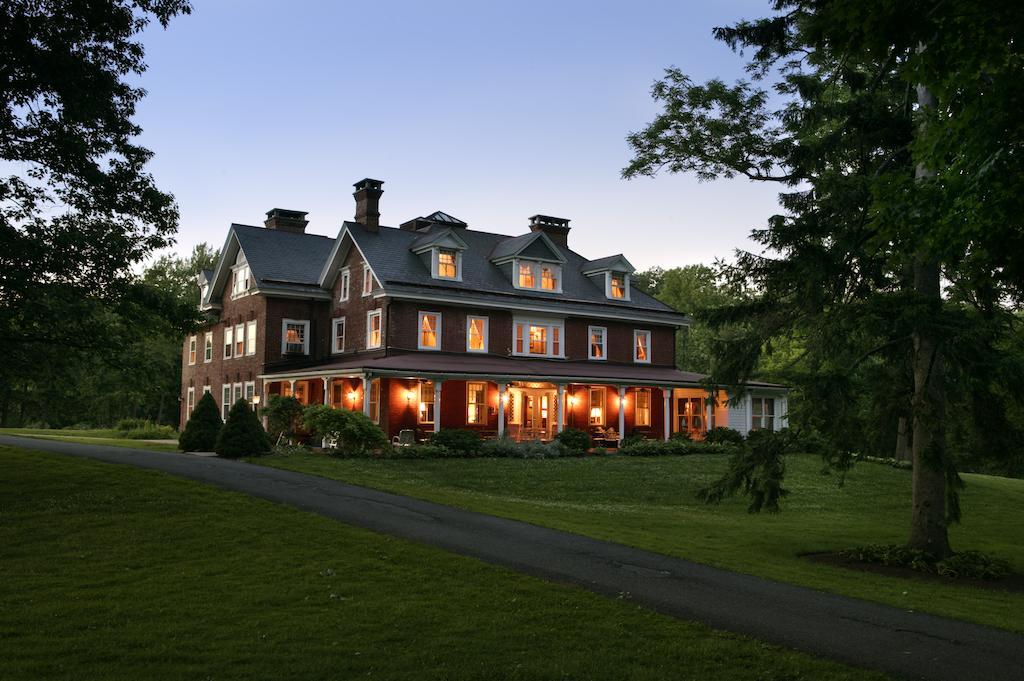 Cameron Estate Inn Mount Joy Ruang foto
